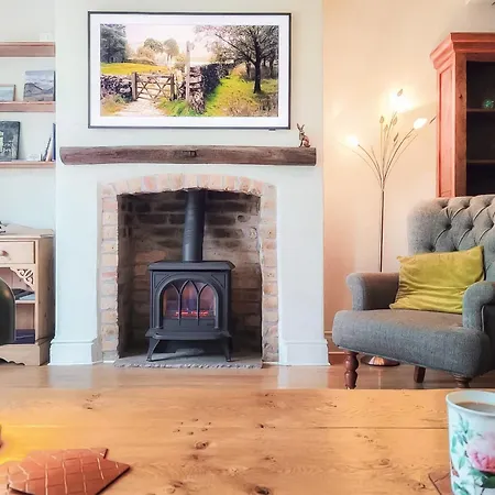 Little Hills * كيسويك