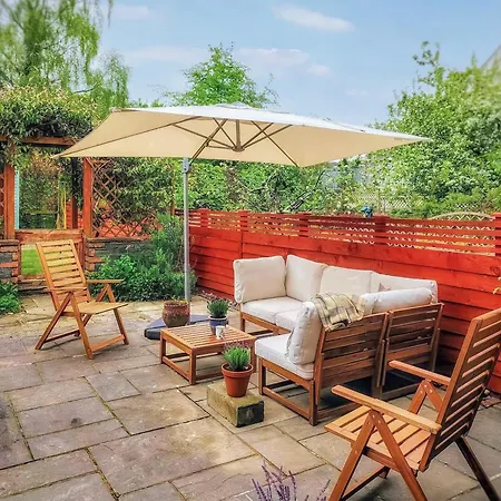 بيت للعطل Little Hills